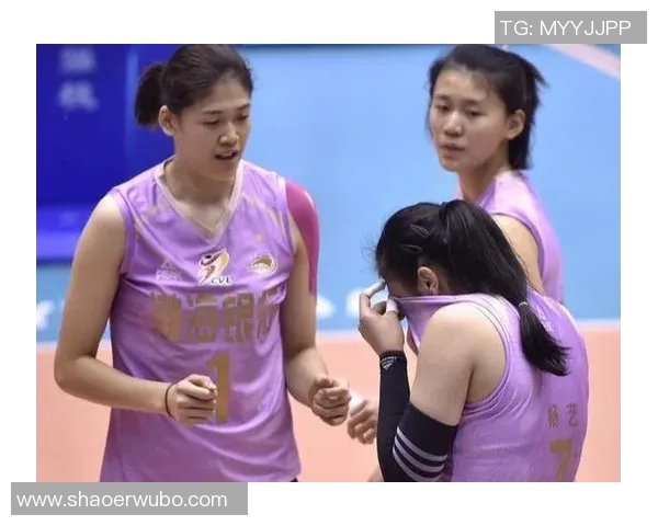 成都排球队与广州排球队耐力较量的赛后深度分析与反思