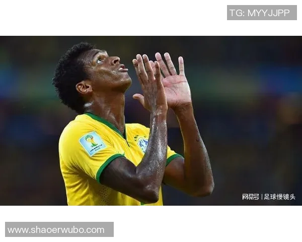 足球明星意外怀孕引发热议未婚生活背后的故事与挑战 足球明星意外怀孕引发热议未婚生活背后的故事与挑战